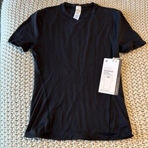 Lululemon Wundermost Black Crewneck Short Sleeve Tee